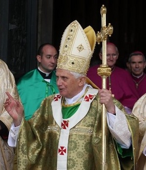 Pope at Word Synod 2008.jpg